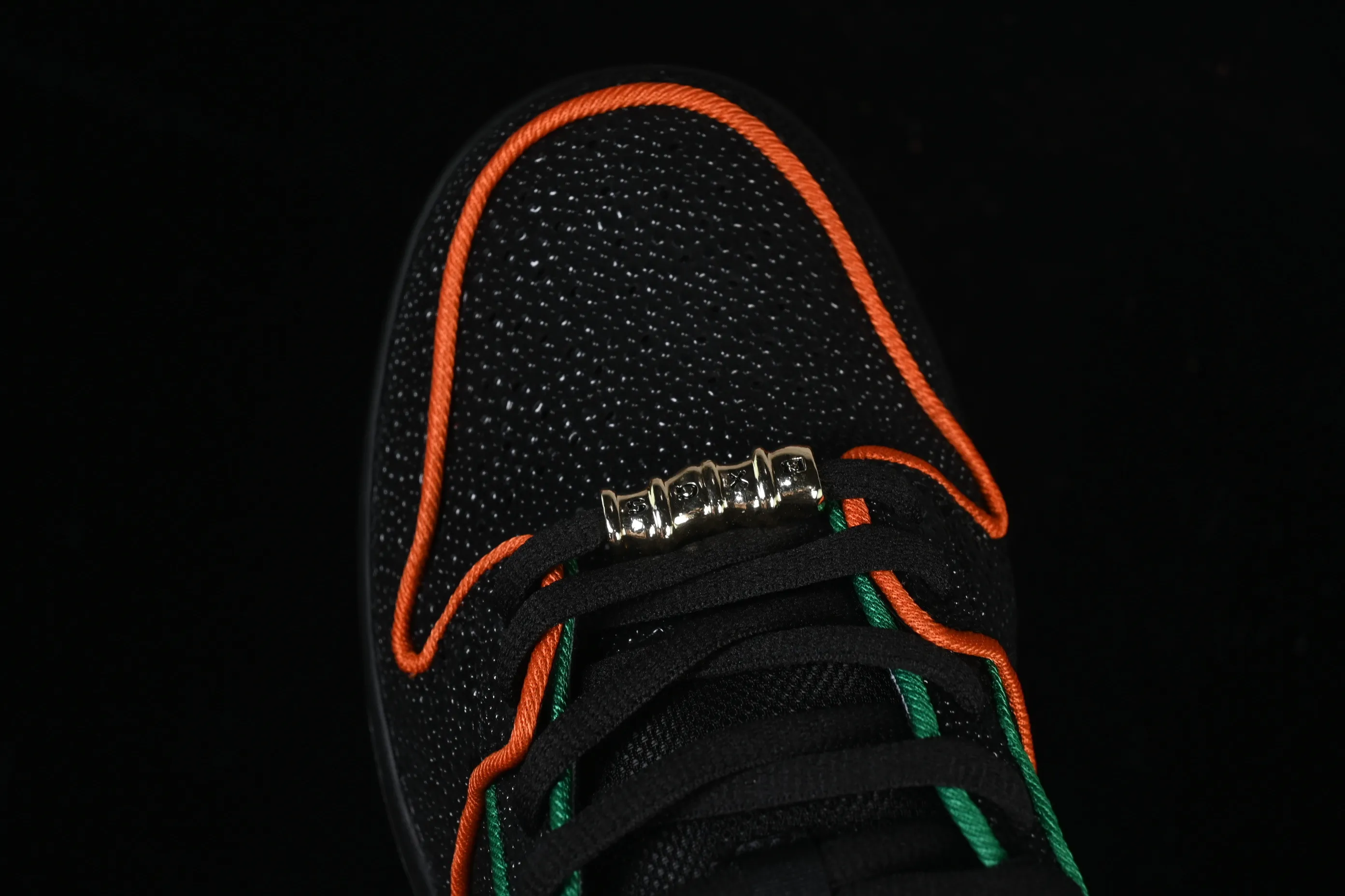 All categories Nk SB Dunk Series Nk SB Dunk Low low-top sneakers Bronx Girls Skate x Nike SB Dunk Low joint model low-top casual skateboard shoes HV1664-001